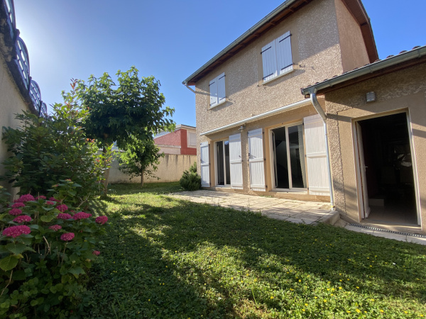 Offres de location Maison Saint-Genis-Laval 69230